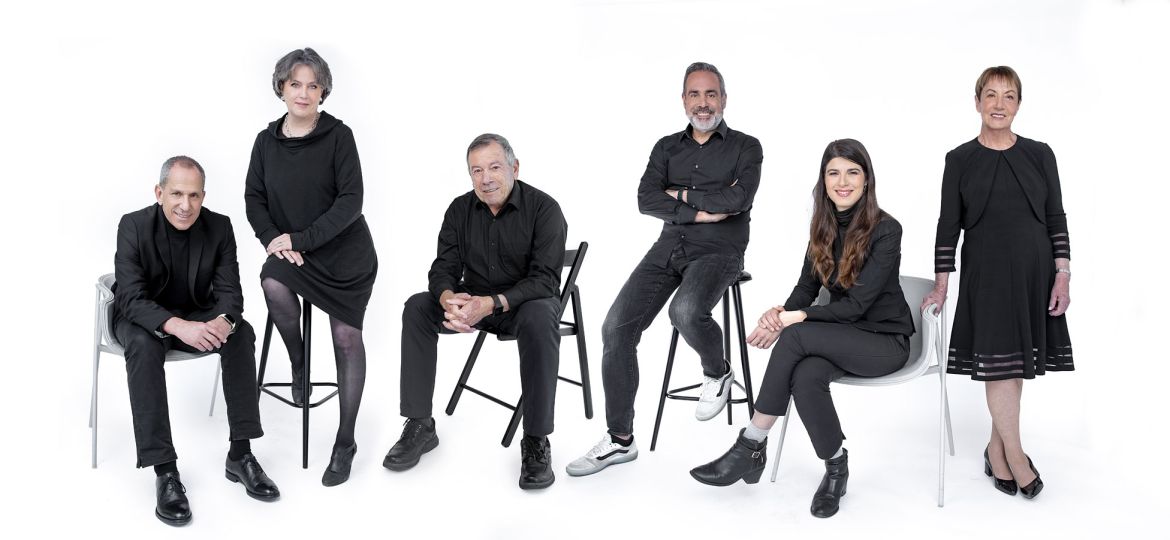 board of directors of Bank esh Israel.